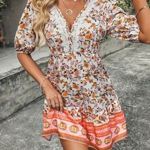 Women's floral mini dress